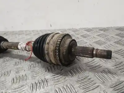 Автозапчастина б/у передня права трансмісія для renault clio iii (br0/1, cr0/1) 1.5 dci посилання на oem iam 8200749390   Автозапчастина б/у передня права трансмісія для renault clio iii (br0/1, cr0/1) 1.5 dci посилання на oem iam 8200749390