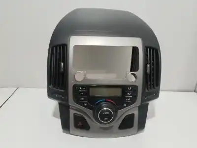 Peça sobressalente para automóvel em segunda mão comando de sofagem (chauffage / ar condicionado)  por hyundai i30 (fd) 1.6 crdi referências oem iam 972502r610