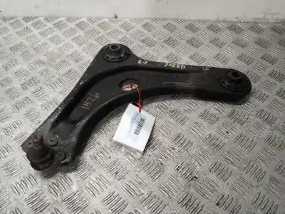 Peça sobressalente para automóvel em segunda mão Braço De Suspensão Inferior Esquerdo Dianteiro por CITROEN C3 1.4 Referências OEM IAM 3520V1  