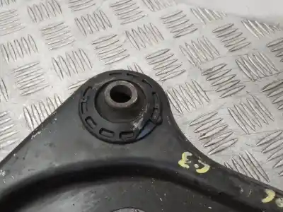 Peça sobressalente para automóvel em segunda mão braço de suspensão inferior esquerdo dianteiro por citroen c3 1.4 referências oem iam 3520v1  