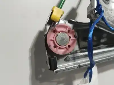 Second-hand car spare part passenger side right window regulator for opel corsa e expression oem iam references 541613212  