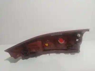 Pezzo di ricambio per auto di seconda mano lampada posteriore sinistra per mazda premacy (cp) 2.0 td riferimenti oem iam 22061961  