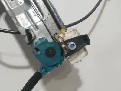 Pezzo di ricambio per auto di seconda mano alzacristalli anteriore destro per bmw 3 (e46) 320 i riferimenti oem iam 51337020660  