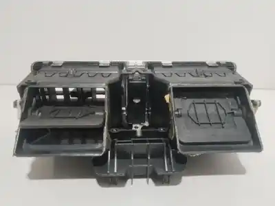 Автозапчасти б/у аэратор за land rover range rover (lm) td6 hse ссылки oem iam h52000291060  