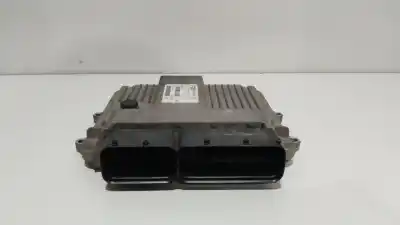 Peça sobressalente para automóvel em segunda mão CENTRALINA DE MOTOR UCE por OPEL CORSA C (X01) 1.3 CDTI (F08, F68) Referências OEM IAM 55196352ZJ  