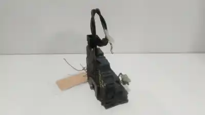 Pezzo di ricambio per auto di seconda mano serratura porta posteriore sinistra per opel corsa d catch me riferimenti oem iam 13258265  