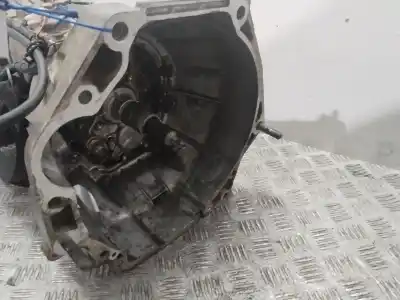 Peça sobressalente para automóvel em segunda mão CAIXA DE VELOCIDADES por SUZUKI GRAND VITARA I (FT, HT) 1.6 4X4 (SQ 416) Referências OEM IAM 2470065D00  