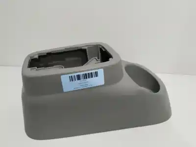 Автозапчастина б/у молдинг для renault twingo i (c06_) 1.2 (c066, c068) посилання на oem iam 8200053682  