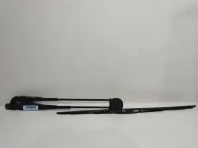 Second-hand car spare part FRONT RIGHT WINDSHIELD WIPER ARM for RENAULT TWINGO I (C06_) 1.2 (C066, C068) OEM IAM references 7700820835J  