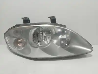 Peça sobressalente para automóvel em segunda mão Farol / Farolim Direito por SSANGYONG RODIUS I 2.7 XDI Referências OEM IAM 8310221205  