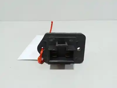 Pièce détachée automobile d'occasion RÉSISTANCE À LA CHAUFFE pour SSANGYONG RODIUS I 2.7 XDI Références OEM IAM 6814021030  