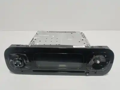 Recambio de automóvil de segunda mano de SISTEMA AUDIO / RADIO CD para FIAT PANDA (312_, 319_) 1.2 (312PXA1A) referencias OEM IAM 735634791  