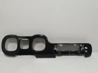 Piesă de schimb auto la mâna a doua ORNAMENT PLASTIC pentru FIAT PANDA (312_, 319_) 1.2 (312PXA1A) Referințe OEM IAM 07355616550  