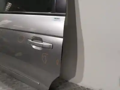 İkinci el araba yedek parçası arka sol kapi için ssangyong rodius i 2.7 xdi oem iam referansları 6300321101  