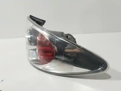 Автозапчасти б/у правый задний фонарь за mazda 6 hatchback (gg) 2.0 di (gg14) ссылки oem iam 22061971  