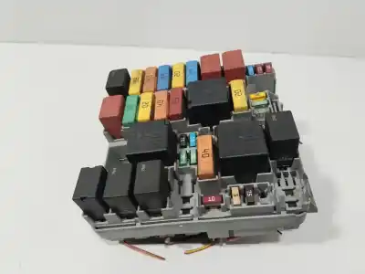 Second-hand car spare part FUSE BOX UNIT for FIAT DOBLO FURGONETA/MONOVOLUMEN (223_)  OEM IAM references 51867698  
