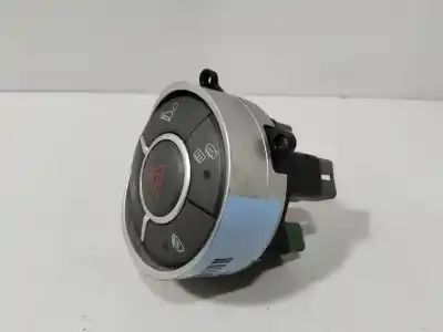 Second-hand car spare part hazard warning lights for ssangyong kyron 2.0 xdi oem iam references 201003404  