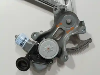 İkinci el araba yedek parçası arka sag cam regülatörü için toyota prius (_w3_) 1.8 hybrid (zvw3_) oem iam referansları 6980152070  