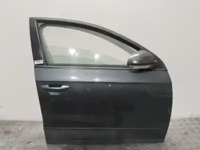 Recambio de automóvil de segunda mano de PUERTA DELANTERA DERECHA para VOLKSWAGEN PASSAT B6 (3C2)  referencias OEM IAM 3C4831056J  