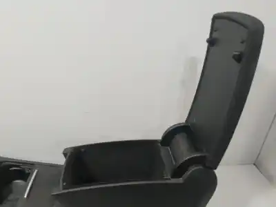 Recambio de automóvil de segunda mano de apoyabrazos central para volkswagen passat b6 (3c2) 2.0 tdi referencias oem iam 3c0864161a  