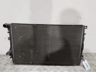 Pezzo di ricambio per auto di seconda mano Radiatore D Acqua per SEAT ALTEA (5P1) Reference Riferimenti OEM IAM 1K0121253AA  
