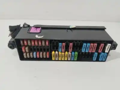 Peça sobressalente para automóvel em segunda mão caixa de fusíveis e relés por seat ibiza iv (6j5, 6p1) 1.4 referências oem iam 6r0937548f