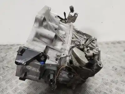 Second-hand car spare part gearbox for mazda 5 (cr19) 2.0 cd (cr19) oem iam references d2c4b  