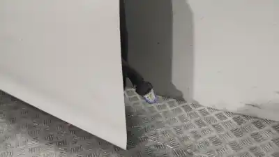 Автозапчастина б/у передні праві двері для mazda 3 (bm, bn) 2.2 d посилання на oem iam bhy05802xf  