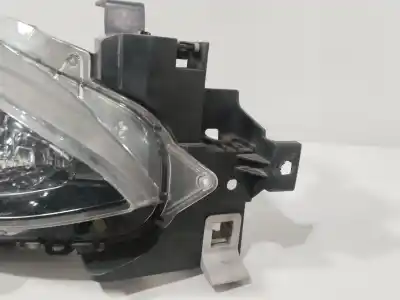 Second-hand car spare part right headlight for mazda 3 (bm, bn) 2.2 d oem iam references bhr1510k0a  