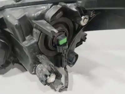 Second-hand car spare part right headlight for mazda 3 (bm, bn) 2.2 d oem iam references bhr1510k0a  