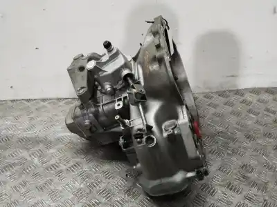 Second-hand car spare part gearbox for opel astra h gtc (a04) 1.6 turbo (l08) oem iam references 55565177  