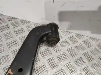 Second-hand car spare part front right lower suspension arm for ssangyong rodius i 2.7 xdi oem iam references rh20050624  