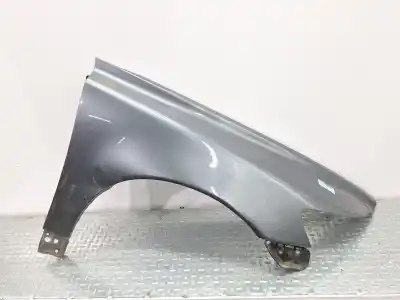 Pezzo di ricambio per auto di seconda mano PARAFANGO ANTERIORE SINISTRO per VOLVO V50 (545) D5 Riferimenti OEM IAM 31297540  