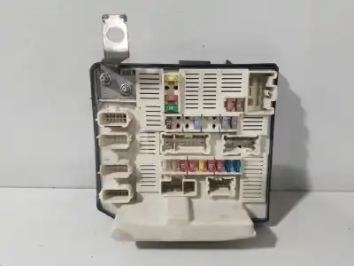 İkinci el araba yedek parçası RÖLE/SIGORTA KUTUSU için RENAULT SCÉNIC II (JM0/1_) 1.9 DCI (JM14) OEM IAM referansları 8200481866  