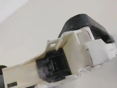 Peça sobressalente para automóvel em segunda mão elevador de vidros dianteiro direito por audi a1 (8x) ambition referências oem iam 8x3837462