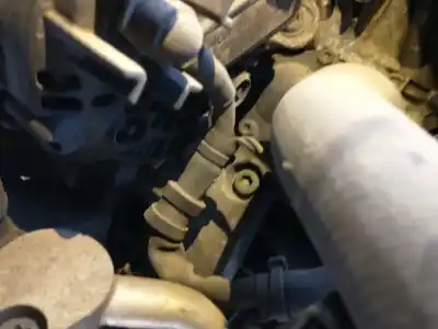 Peça sobressalente para automóvel em segunda mão alternador por audi a3 (8p) 1.6 102 cv / 75 kw referências oem iam 06f903023c