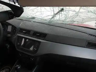 Pièce détachée automobile d'occasion tableau de bord pour seat arona style références oem iam 