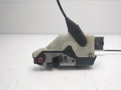 Peça sobressalente para automóvel em segunda mão fechadura da porta traseira esquerda por peugeot 208 active referências oem iam 9812501280