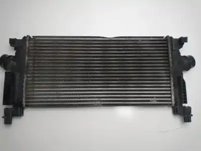 Peça sobressalente para automóvel em segunda mão intercooler por opel astra j (p10) 1.7 cdti (68) referências oem iam 13267646  3329b