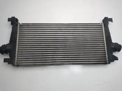 Peça sobressalente para automóvel em segunda mão intercooler por opel astra j (p10) 1.7 cdti (68) referências oem iam 13267646  3329b