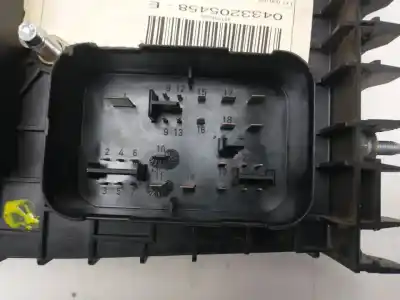 Gebrauchtes Autoersatzteil RELAIS SICHERUNGSKASTEN Multifunktionsrelais zum VOLKSWAGEN TOURAN (1T1, 1T2)  OEM-IAM-Referenzen 0433205458E 1K0937804B 1K0937124K