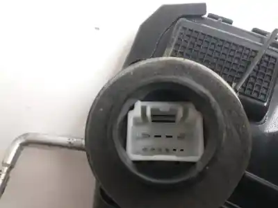 Автозапчасти б/у замок левой передней двери за toyota rav 4 (a3) executive ссылки oem iam 7080810  