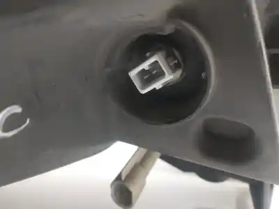 Peça sobressalente para automóvel em segunda mão farol / farolim esquerdo por renault trafic combi (ab 4.01) 9 - plazas (l1h1) acristalado. combi corto referências oem iam 938592829  8200701354