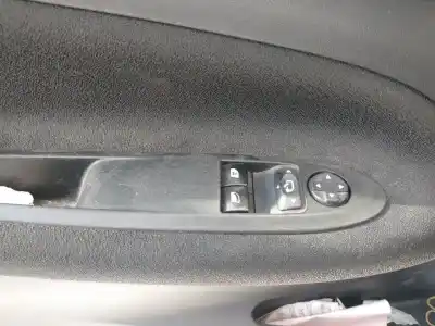 Автозапчасти б/у ВЫКЛЮЧАТЕЛЬ ЛЕВОГО ПЕРЕДНЕГО ОКНА за CITROEN DS3  ссылки OEM IAM 98127152XT  