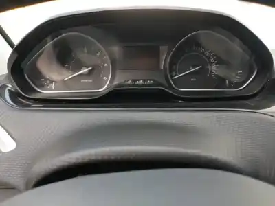 Pièce détachée automobile d'occasion compteur de vitesse tableau de bord pour peugeot 208 style références oem iam 