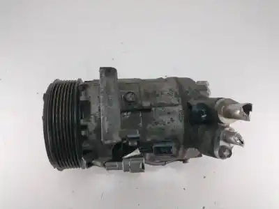 Peça sobressalente para automóvel em segunda mão COMPRESSOR DE AR CONDICIONADO A/A A/C por RENAULT CAPTUR I  Referências OEM IAM 926000217R  Z0012607E