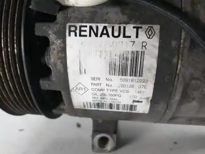 Peça sobressalente para automóvel em segunda mão compressor de ar condicionado a/a a/c por renault captur i life 90 cv / 66 kw referências oem iam 926000217r  z0012607e
