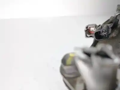 Peça sobressalente para automóvel em segunda mão compressor de ar condicionado a/a a/c por renault captur i life 90 cv / 66 kw referências oem iam 926000217r  z0012607e