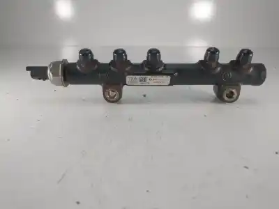 Pièce détachée automobile d'occasion RAMPE D'INJECTEUR pour FORD FIESTA VI (CB1, CCN)  Références OEM IAM 968529758003  150751720