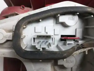 Gebrauchtes Autoersatzteil Rückleuchte außen links zum SKODA YETI (5L)  OEM-IAM-Referenzen 5L0945095 5L0945095 5L0945111